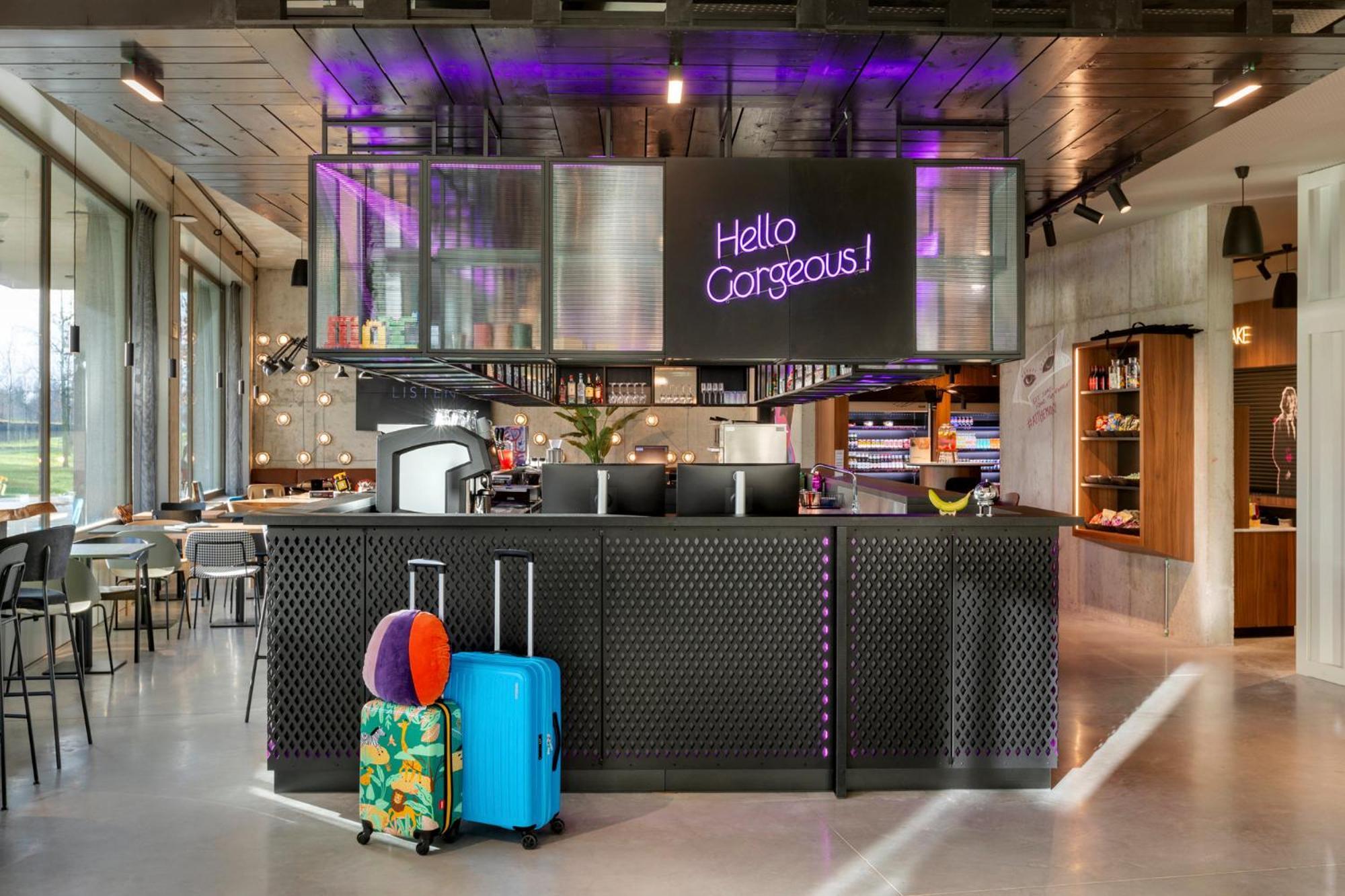 Moxy Antwerp Hotel Luaran gambar