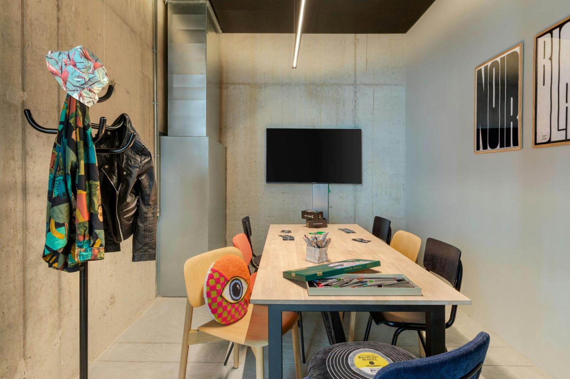 Moxy Antwerp Hotel Luaran gambar