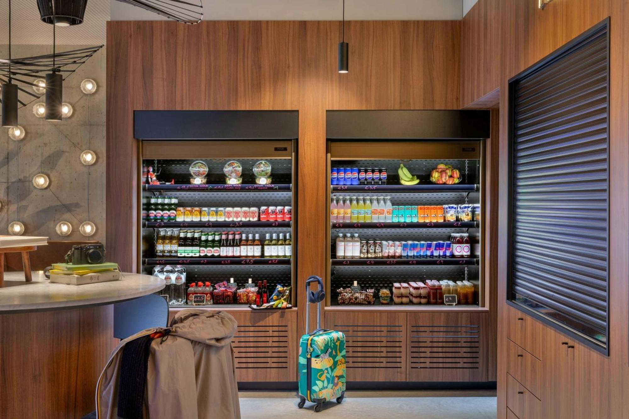 Moxy Antwerp Hotel Luaran gambar