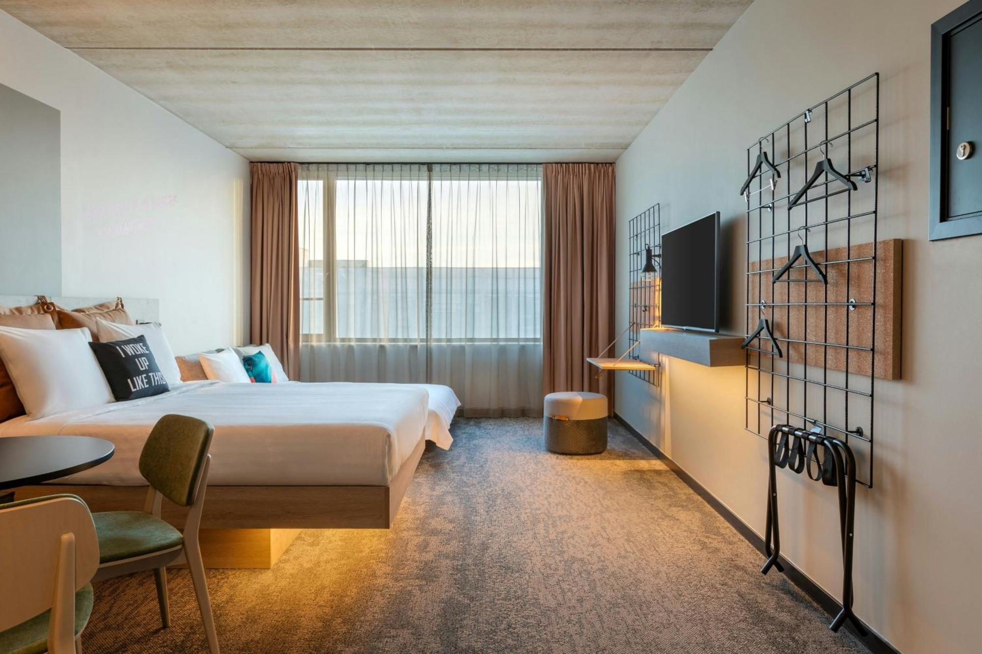 Moxy Antwerp Hotel Luaran gambar
