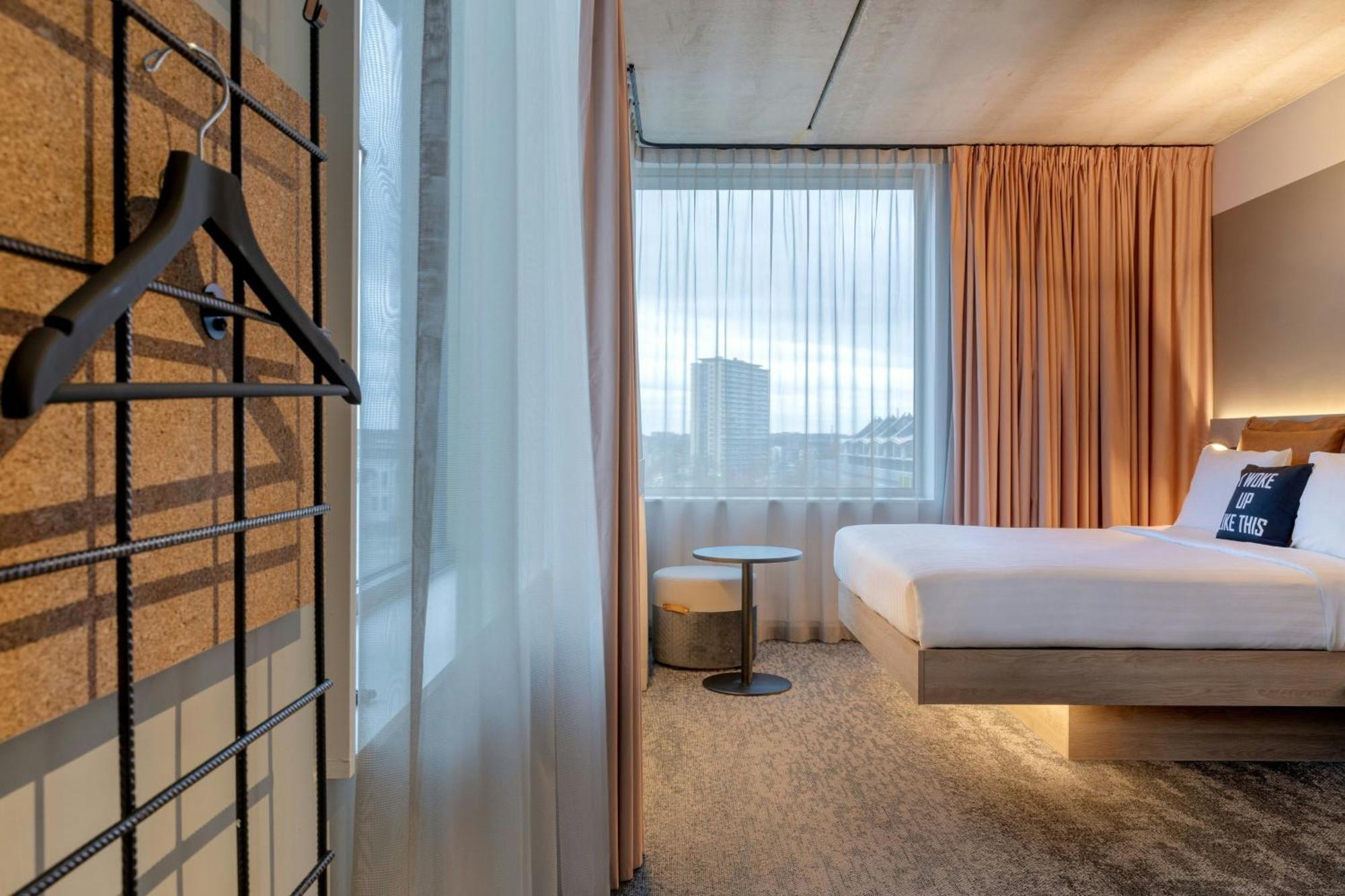 Moxy Antwerp Hotel Luaran gambar