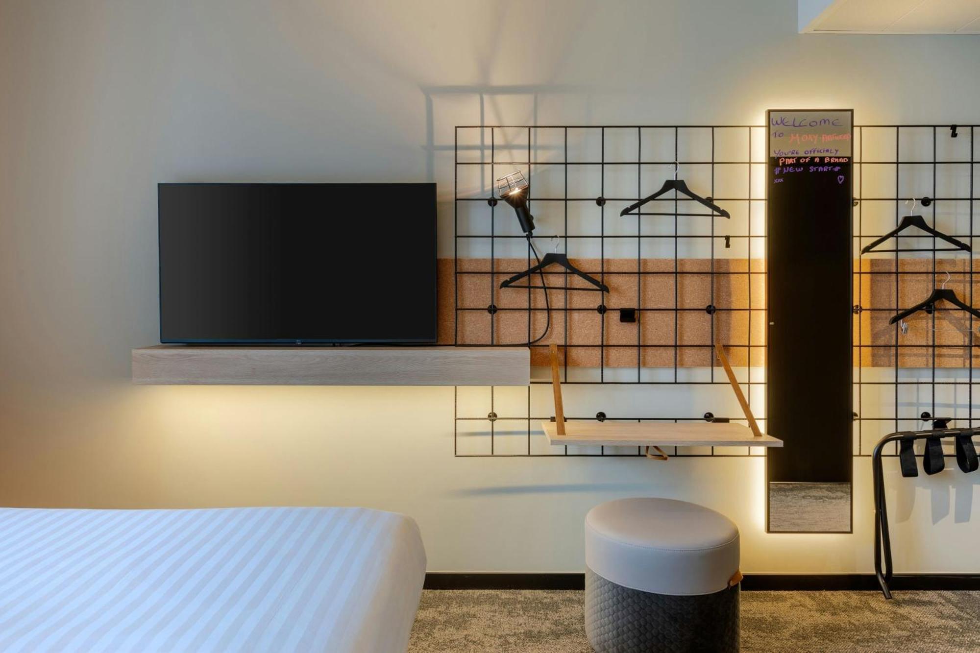 Moxy Antwerp Hotel Luaran gambar