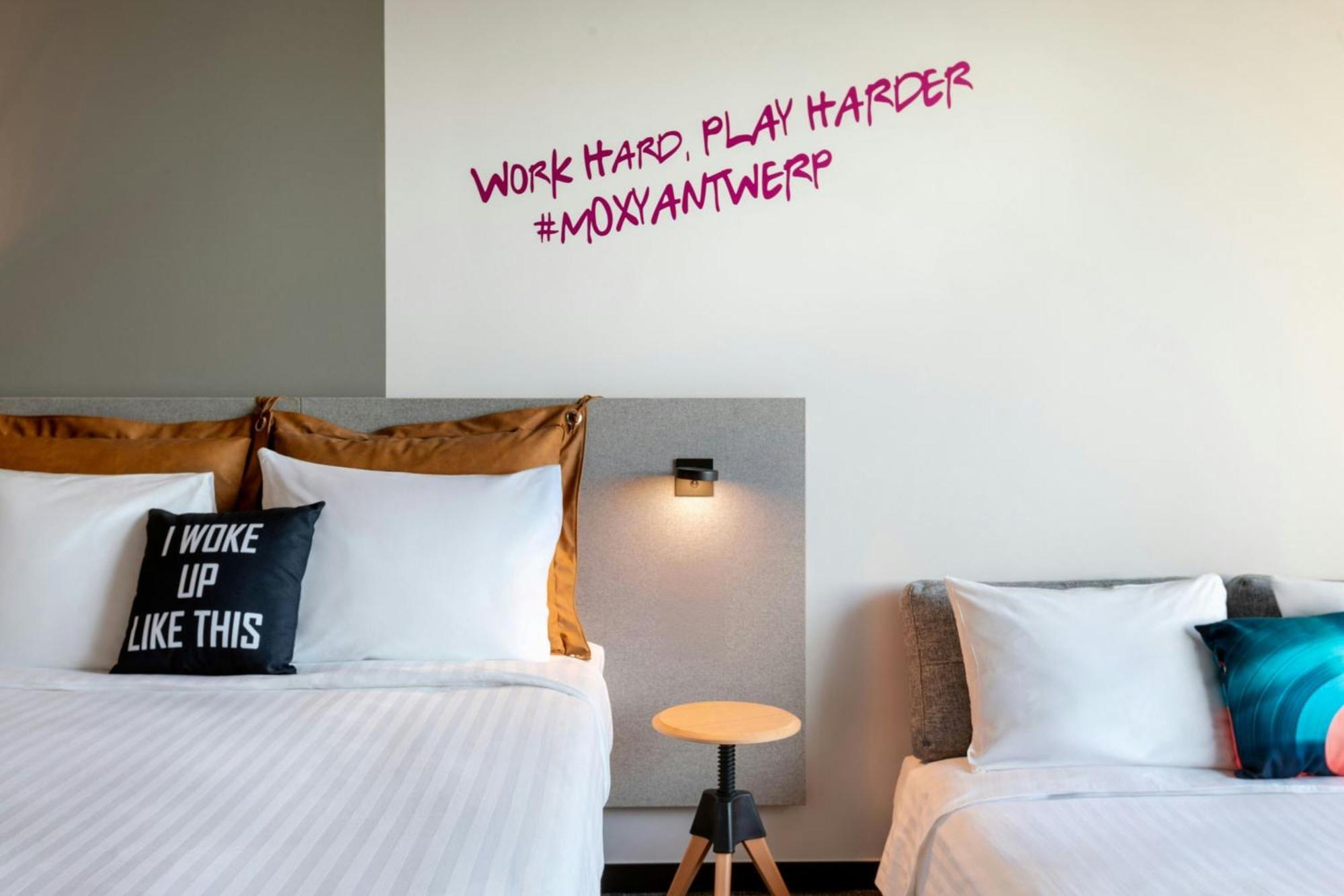 Moxy Antwerp Hotel Luaran gambar